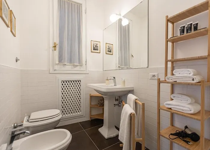 Amazing Historical - Jewish Ghetto Apartament